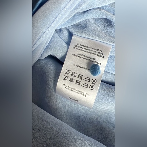 EUROPEAN FASHION: BAUM UND PFERDGARTEN Baby Blue Sweetheart Midi Dress - Picture 8 of 8